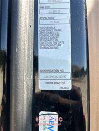 2019 Kenworth T680 6X4 T/A SLEEPER TRUCK TRA