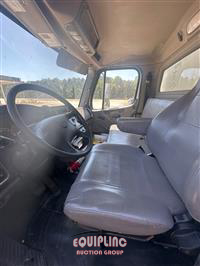 2020 Freightliner M2