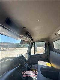 2020 Freightliner M2