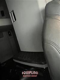 2019 Kenworth T680 6X4 T/A SLEEPER TRUCK TRA