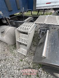 2019 Kenworth T680 6X4 T/A SLEEPER TRUCK TRA