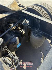 2023 Kenworth T680 6X4 T/A SLEEPER TRUCK TRA