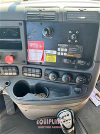 2016 Freightliner CASCADIA