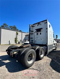 2016 Freightliner CASCADIA