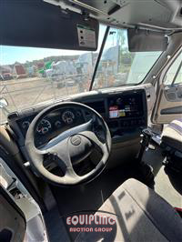 2016 Freightliner CASCADIA