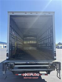 2019 Freightliner M2 4X2 S/A 26FT BOX TRUCK