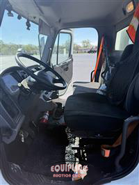 2019 Freightliner M2 4X2 S/A 26FT BOX TRUCK