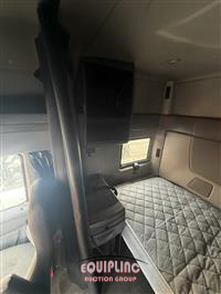 2018 International LT625 6X4 T/A SLEEPER TRUCK TR