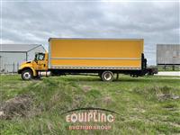 2018 International 4300 4X2 S/A 26FT BOX TRUCK