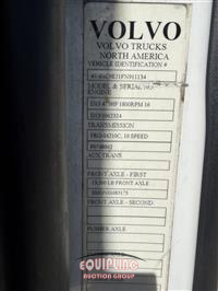 2015 Volvo VNL 6X4 T/A SLEEPER TRUCK TRAC