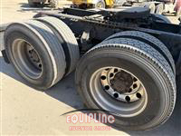 2015 Volvo VNL 6X4 T/A SLEEPER TRUCK TRAC