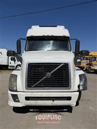 2015 Volvo VNL 6X4 T/A SLEEPER TRUCK TRAC