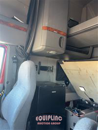 2022 International LT625 6X4 T/A SLEEPER TRUCK TR