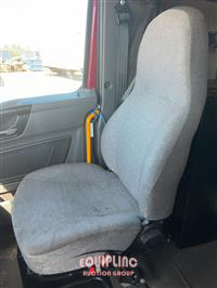 2022 International LT625 6X4 T/A SLEEPER TRUCK TR