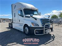 2021 Freightliner CASCADIA 6X4 T/A SLEEPER TRUCK
