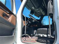 2021 Freightliner CASCADIA 6X4 T/A SLEEPER TRUCK