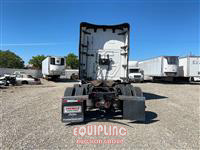 2021 Freightliner CASCADIA 6X4 T/A SLEEPER TRUCK