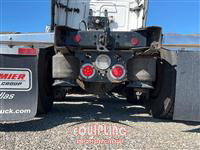 2021 Freightliner CASCADIA 6X4 T/A SLEEPER TRUCK