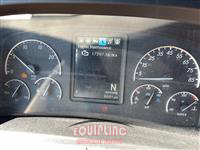 2021 Freightliner CASCADIA 6X4 T/A SLEEPER TRUCK