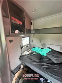 2019 International LT625 6X4 T/A SLEEPER TRUCK TR