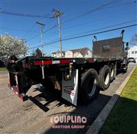 2000 Volvo WG TRI/AXLE FLATBED DUMP TRUCK