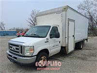 2015 Ford E-450 4X2 S/A 18FT BOX TRUCK