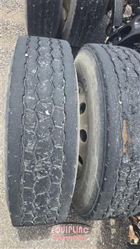 2018 Peterbilt 579 6X4 T/A SLEEPER TRUCK TRAC