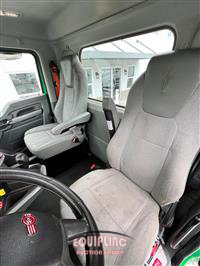 2016 Kenworth T880 DAY CAB
