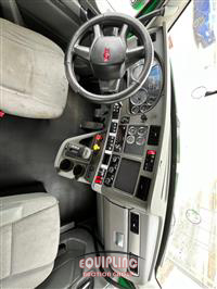 2016 Kenworth T880 DAY CAB