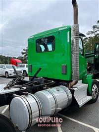 2016 Kenworth T880 DAY CAB