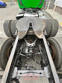 2016 Kenworth T880 DAY CAB