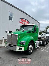 2016 Kenworth T880 DAY CAB