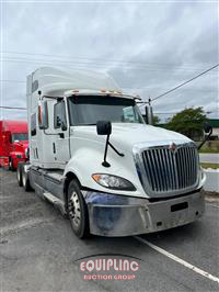 2016 International LF687 T/A 6X4 SLEEPER TRUCK TR