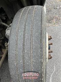 2016 International LF687 T/A 6X4 SLEEPER TRUCK TR