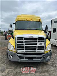2014 Freightliner CASCADIA