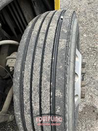 2014 Freightliner CASCADIA