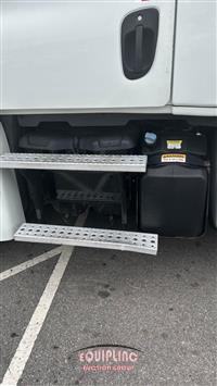 2015 Freightliner CASCADIA