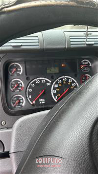 2015 Freightliner CASCADIA