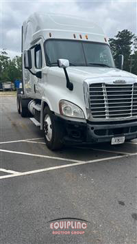 2015 Freightliner CASCADIA