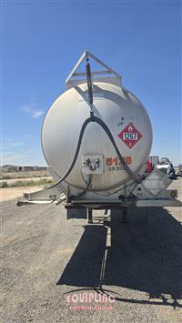 2011 DRAGON TANKER  T/A 44FT TRAILER