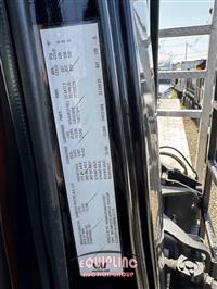 2017 Western Star 4700 TRI/A FLATBED W/ CRANE TR