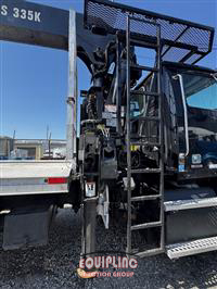 2017 Western Star 4700 TRI/A FLATBED W/ CRANE TR