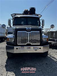 2017 Western Star 4700 TRI/A FLATBED W/ CRANE TR