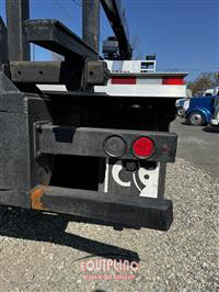 2017 Western Star 4700 TRI/A FLATBED W/ CRANE TR