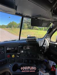 2018 Freightliner CASCADIA 6X4 T/A SLEEPER TRUCK