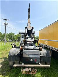 2023 Peterbilt 567 6X4 T/A SWAPLOADER TRUCK