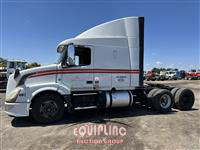 2016 Volvo VNL 6X4 T/A SLEEPER TRUCK TRAC
