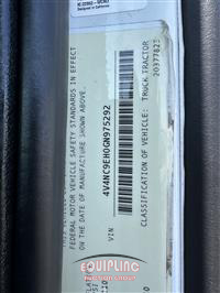 2016 Volvo VNL 6X4 T/A SLEEPER TRUCK TRAC