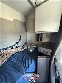 2016 Volvo VNL 6X4 T/A SLEEPER TRUCK TRAC