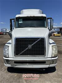 2016 Volvo VNL 6X4 T/A SLEEPER TRUCK TRAC